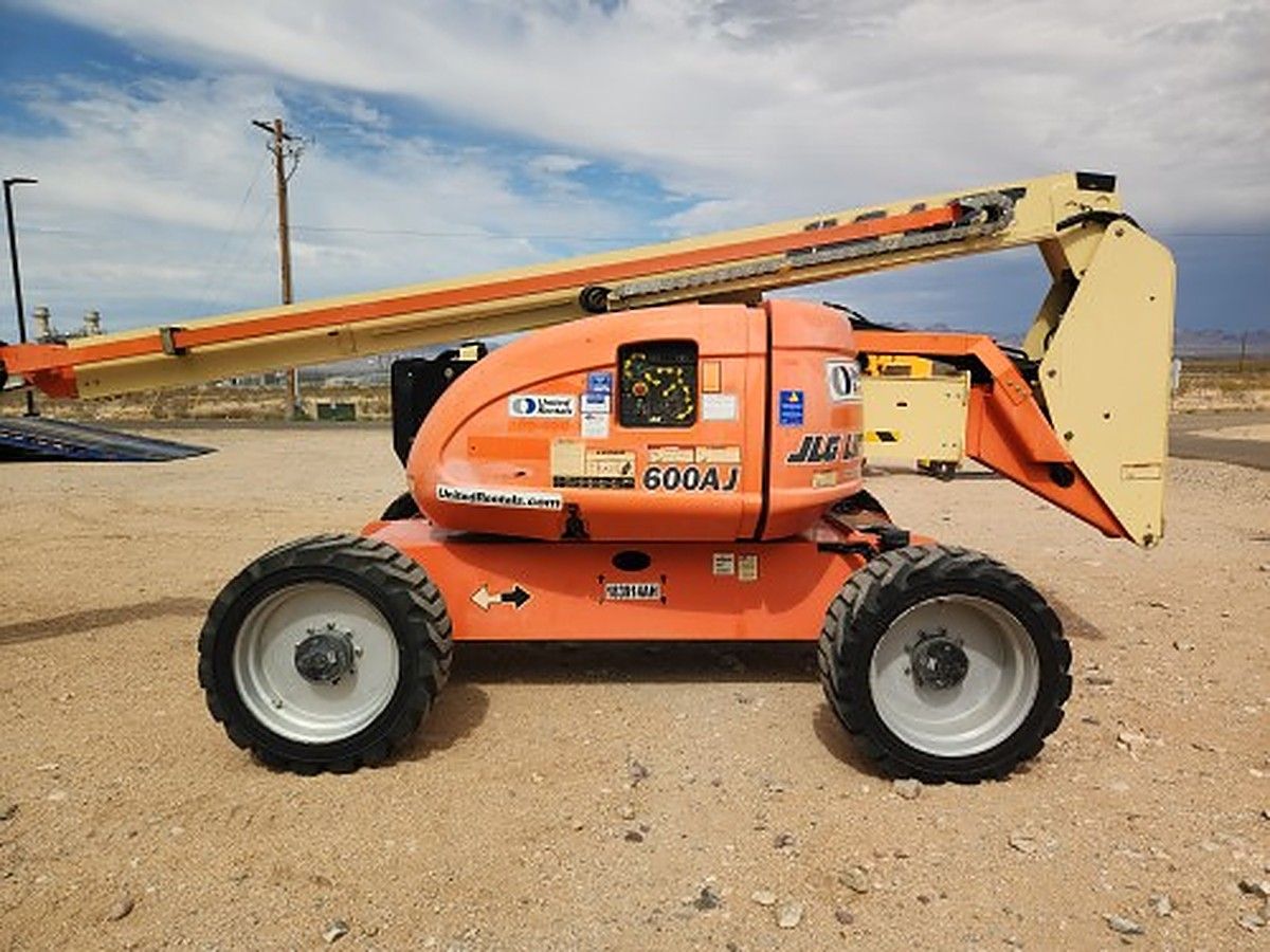 JLG 600AJ photo 5