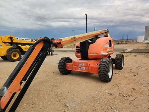 2017 JLG 600AJ Boom 60-64' Articulating