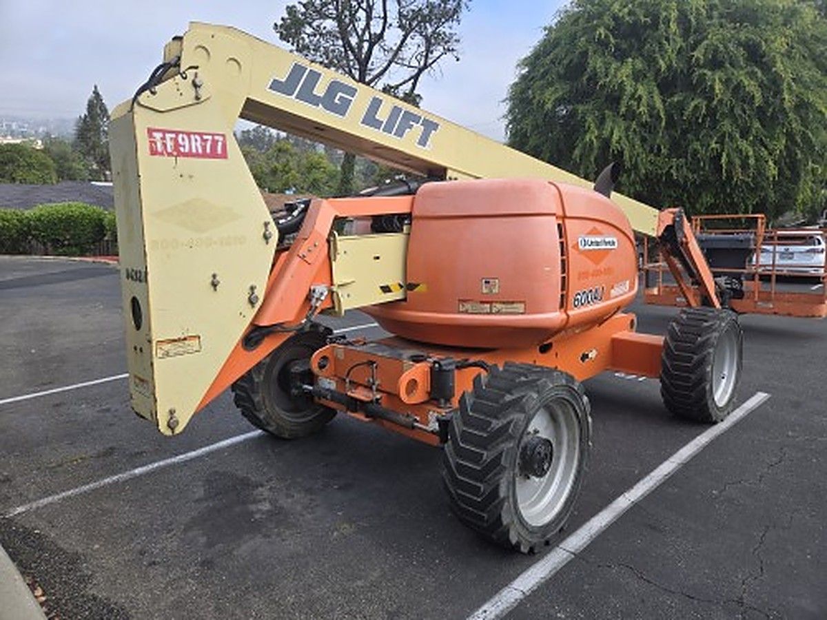 JLG 600AJ photo 2