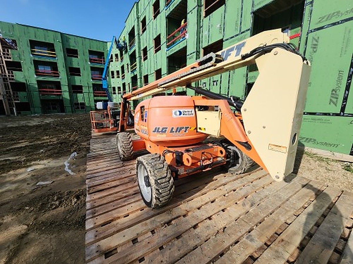 JLG 600AJ photo 5