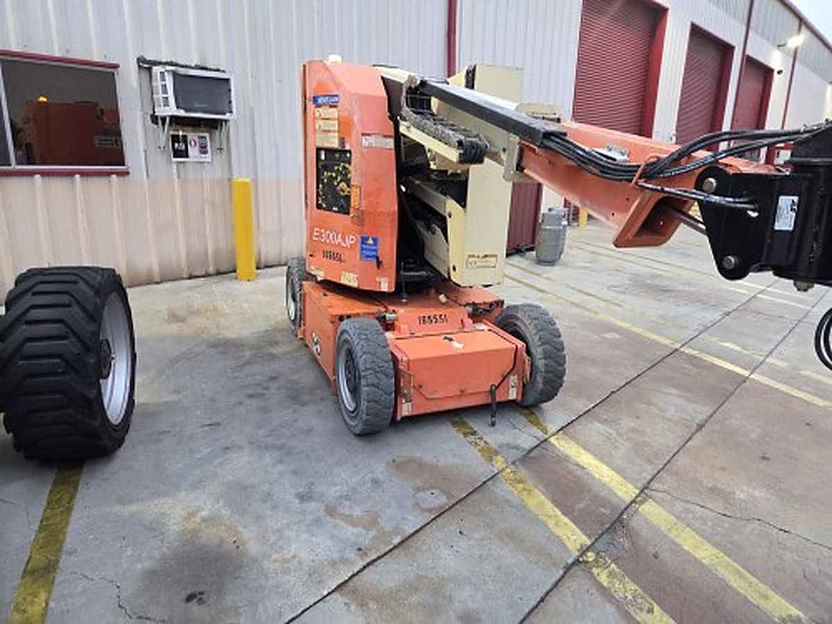 JLG 600AJ photo 2