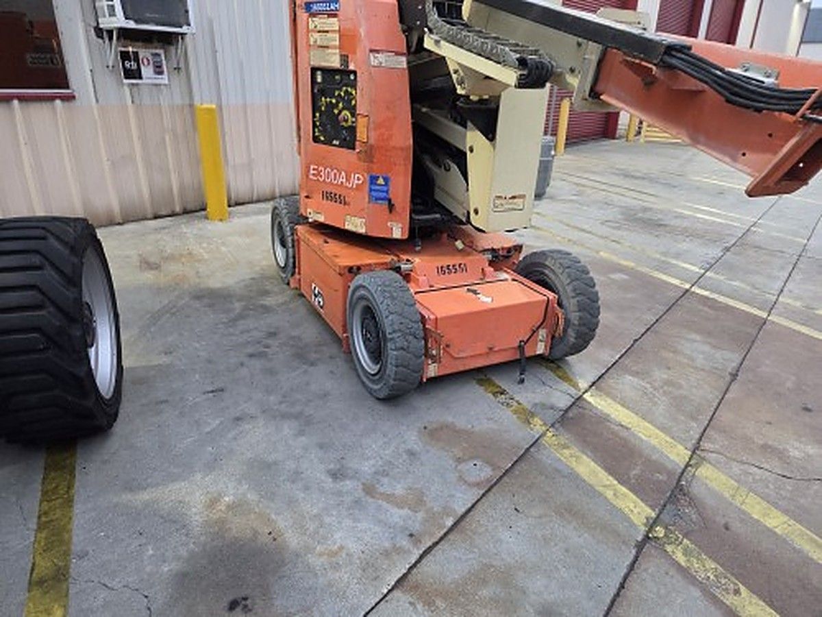 JLG 600AJ photo 11