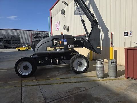2017 JLG 600AJ for sale