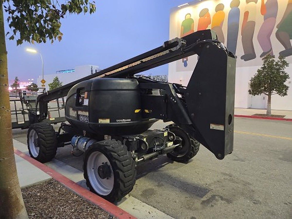 2017 JLG 600AJ for sale in Las Vegas, NV