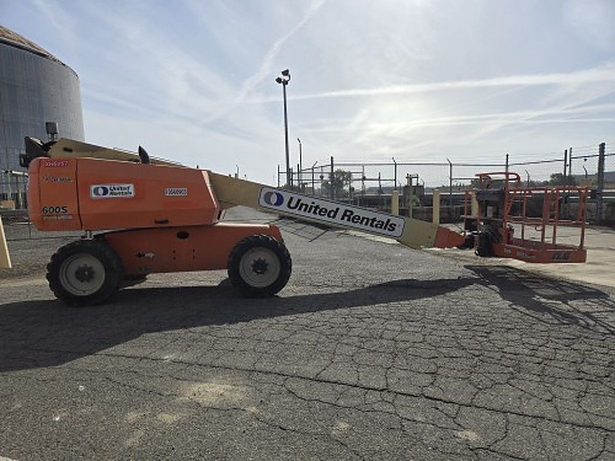 2017 JLG 600S for sale in Las Vegas, NV