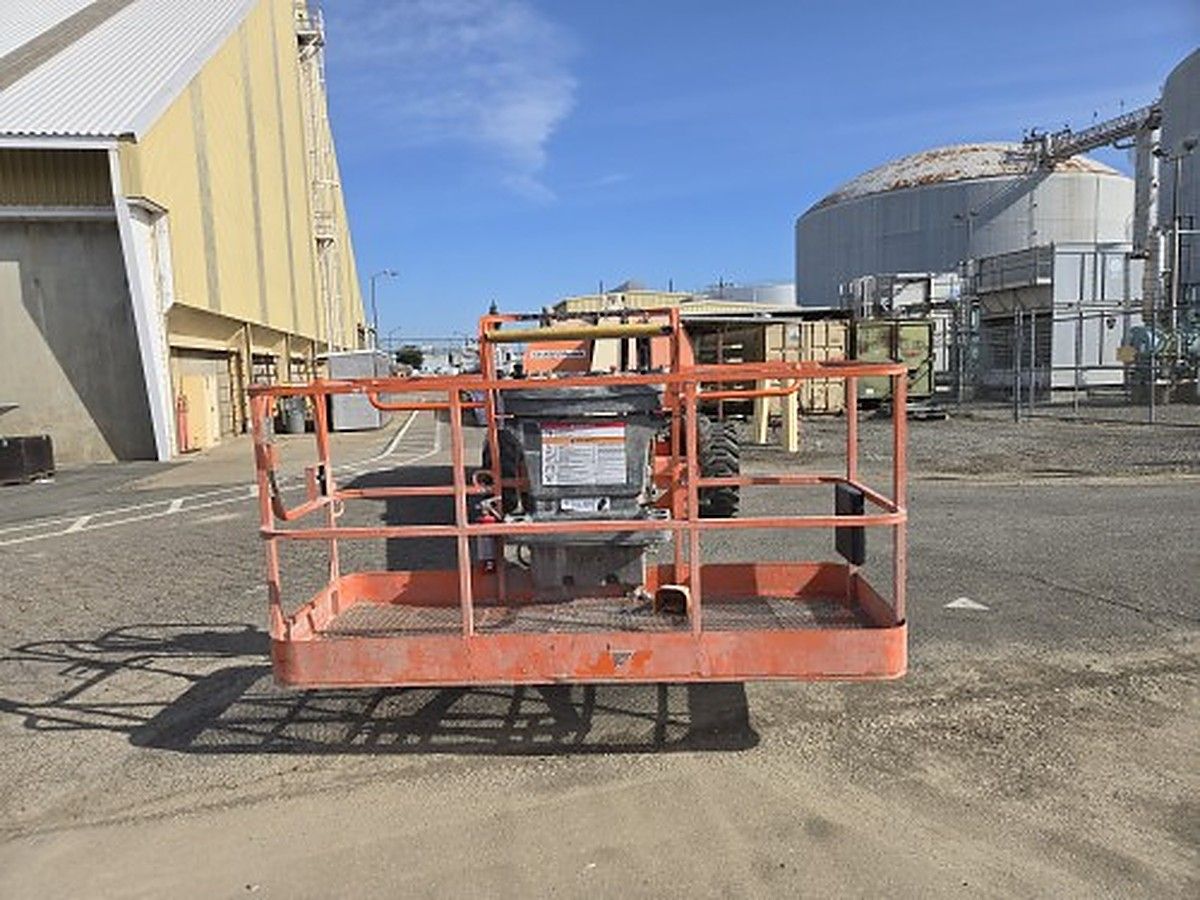JLG 600S photo 4