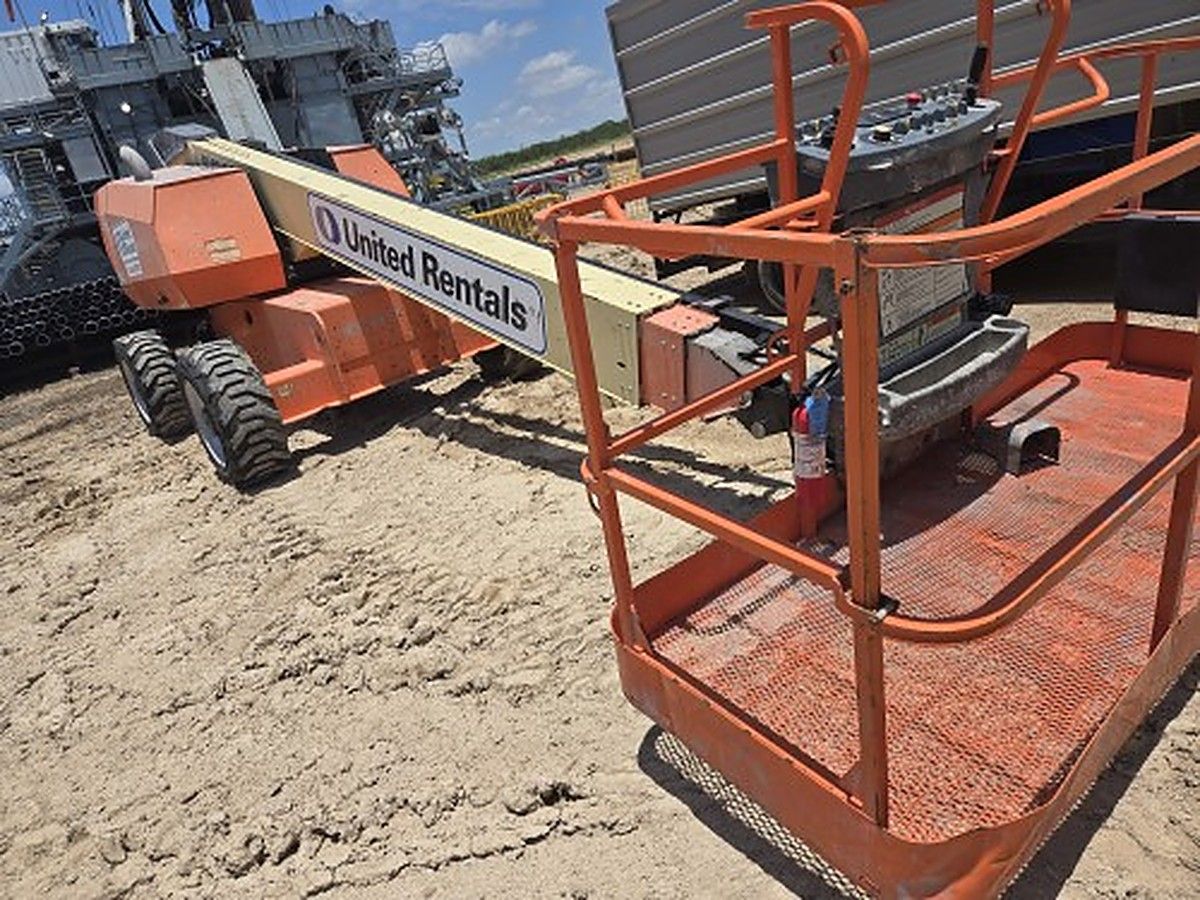 JLG 600S photo 5