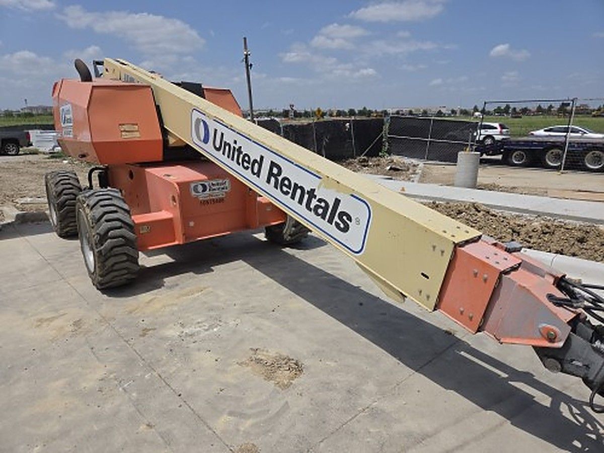 JLG 600S photo 2