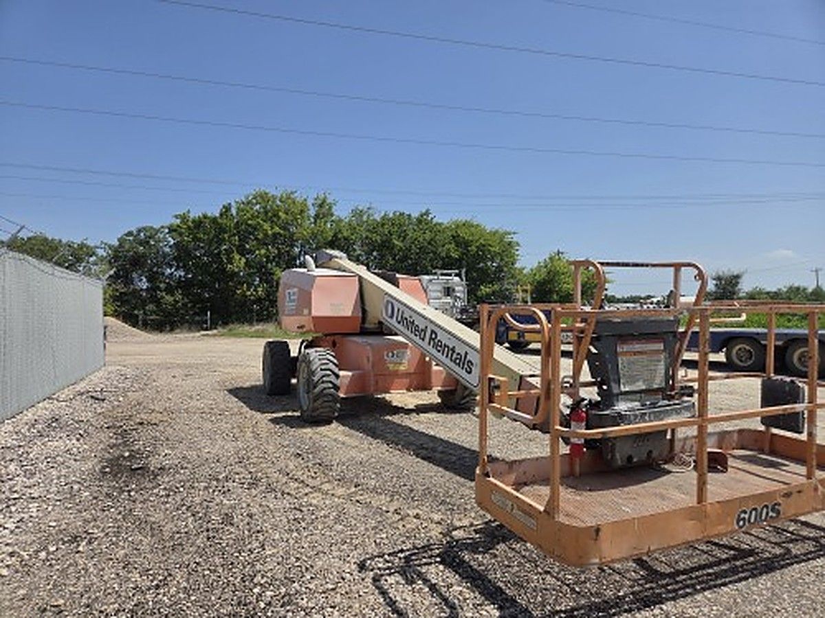 JLG 600S photo 3