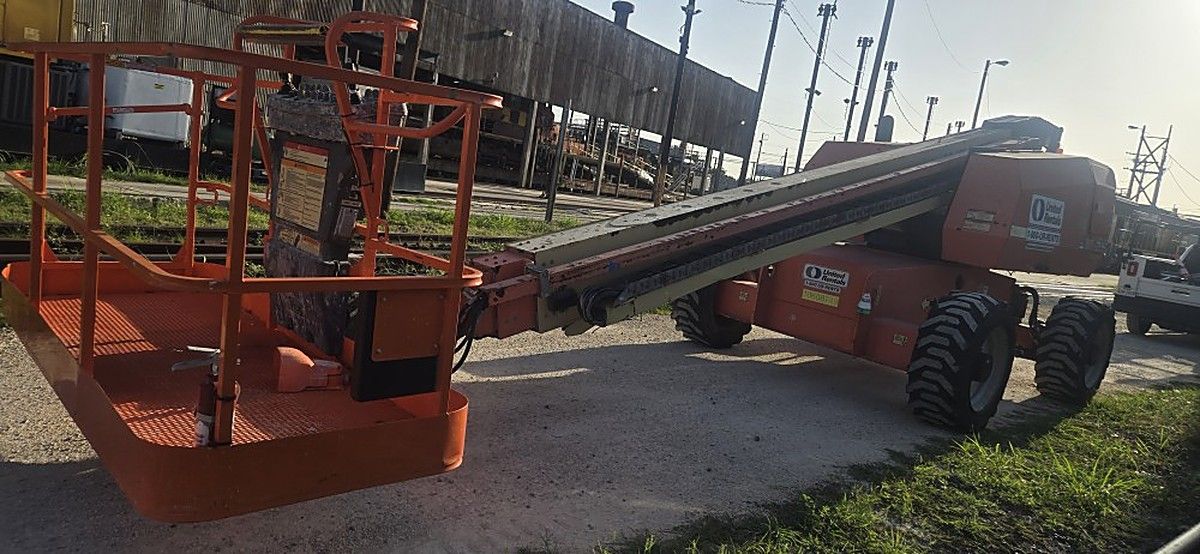 JLG 600S photo 2