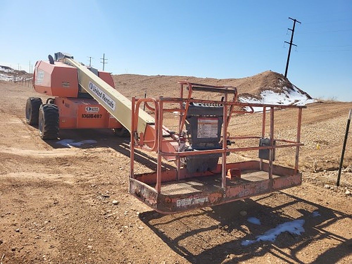 JLG 600S photo 2