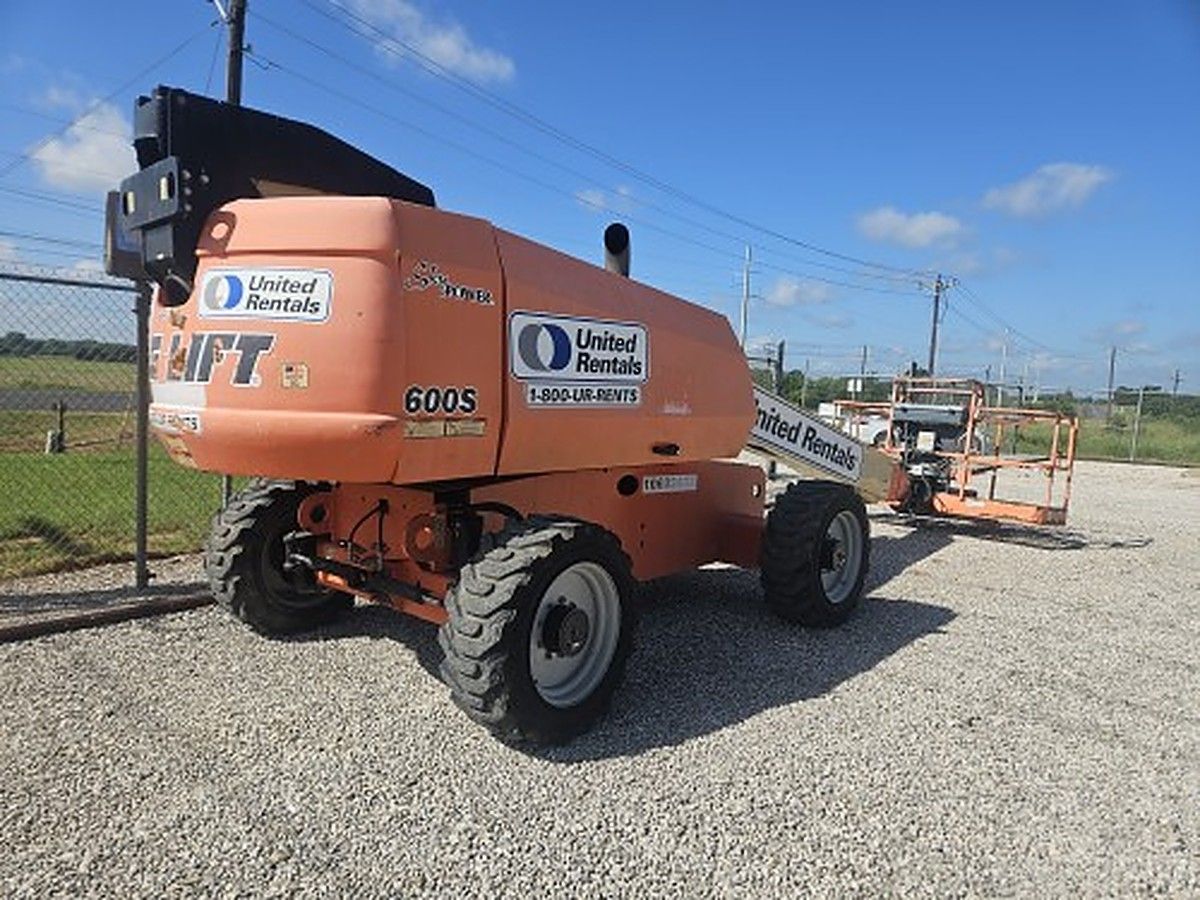 JLG 600S photo 9