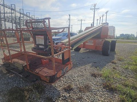 2017 JLG 600S Boom 60-64' Telescopic