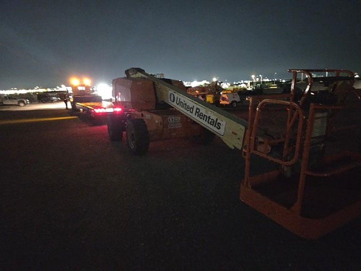 JLG 600S photo 2