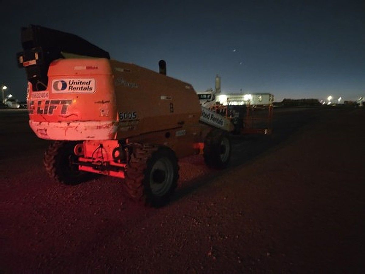 JLG 600S photo 4
