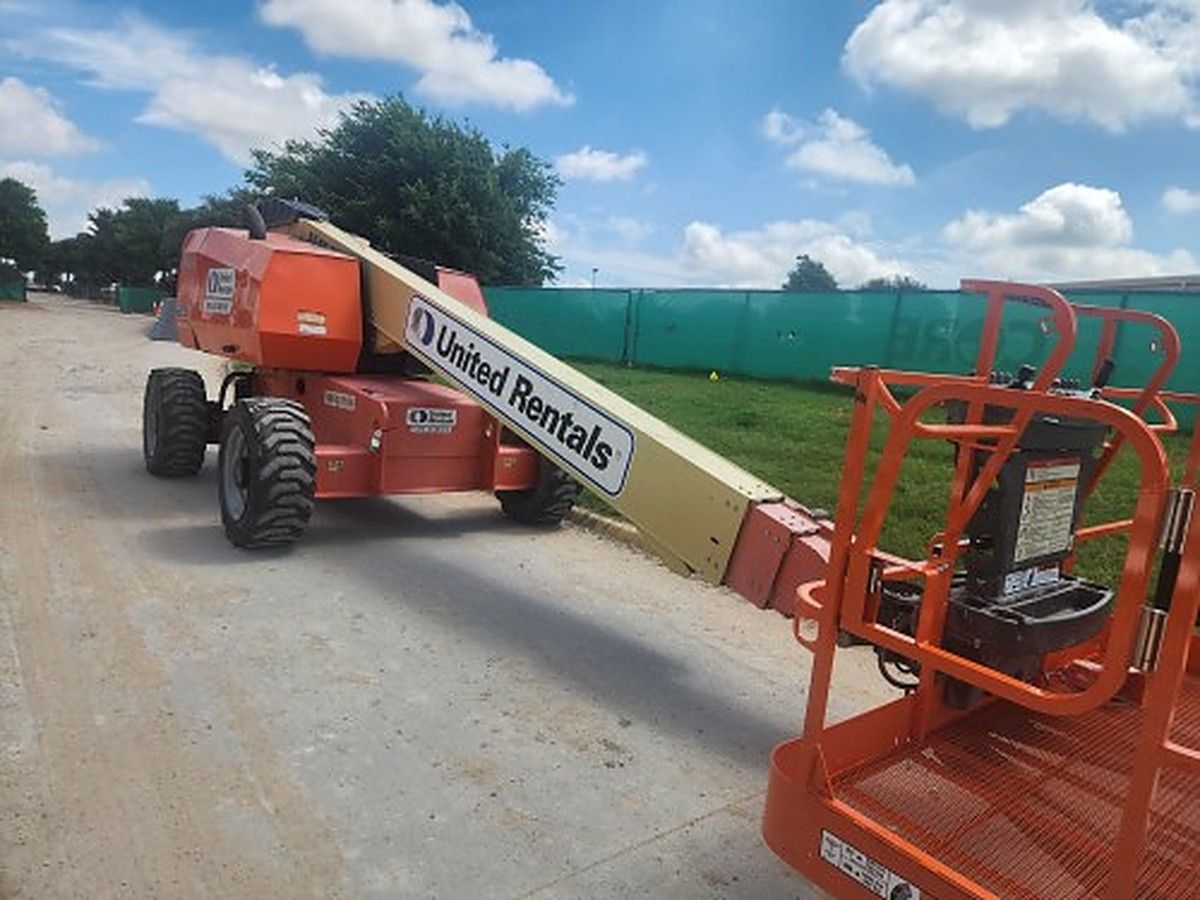 JLG 600S photo 2