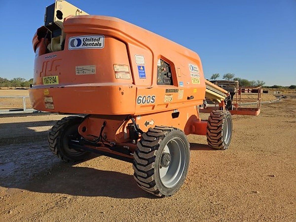 JLG 600S photo 4