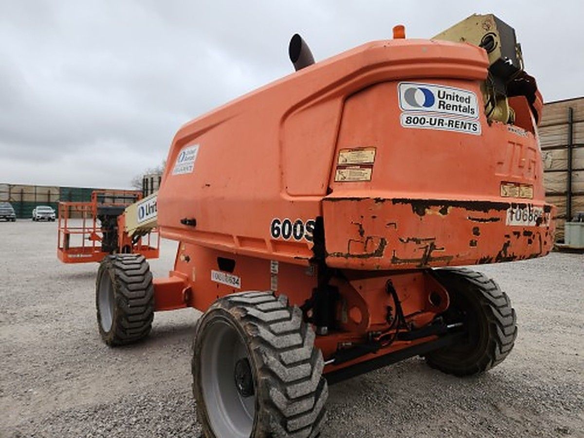 JLG 600S photo 3