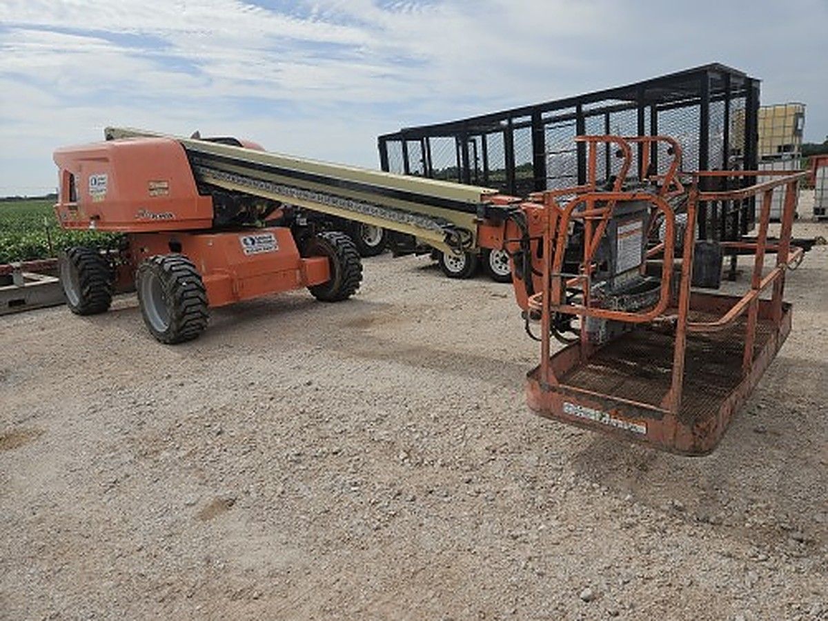 JLG 600S photo 3