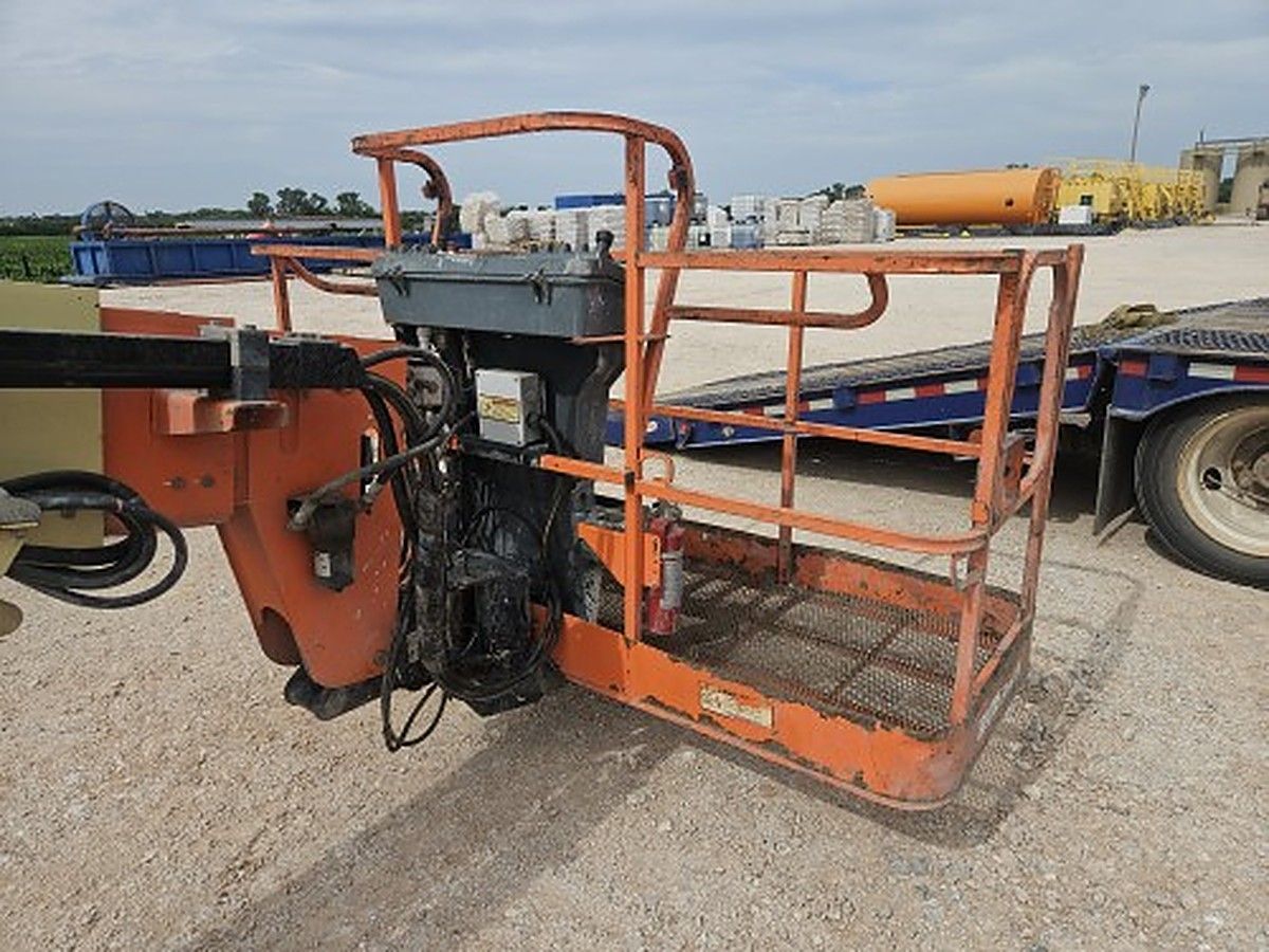 JLG 600S photo 5