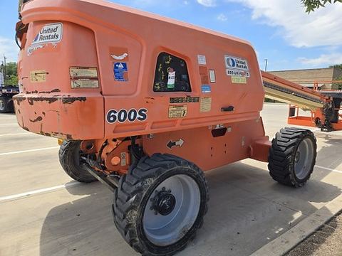 2017 JLG 600S for sale