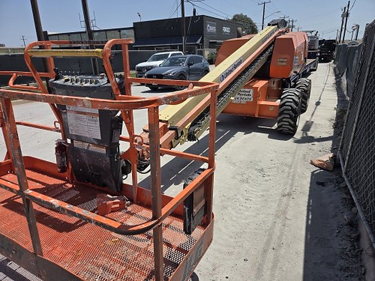 JLG 600S photo 4