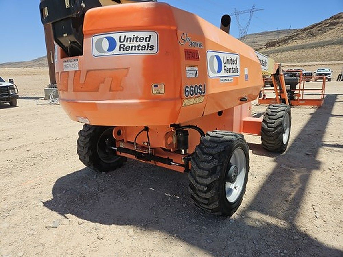 JLG 660SJ photo 2