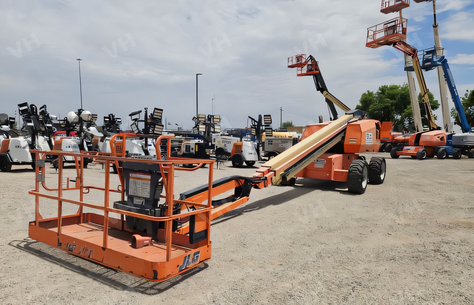 2017 JLG 660SJ BOOM 65-70' TELESCOPIC