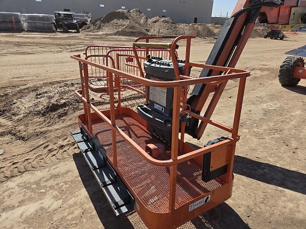 JLG 660SJ photo 8