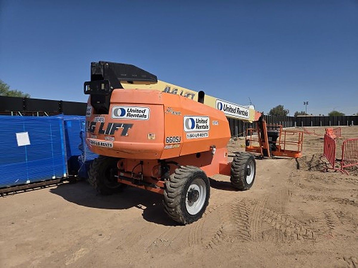 JLG 660SJ photo 10