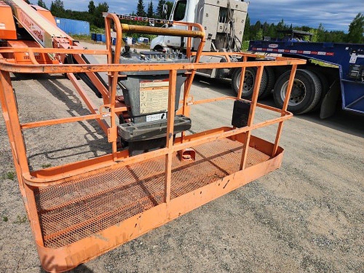 JLG 660SJ photo 10