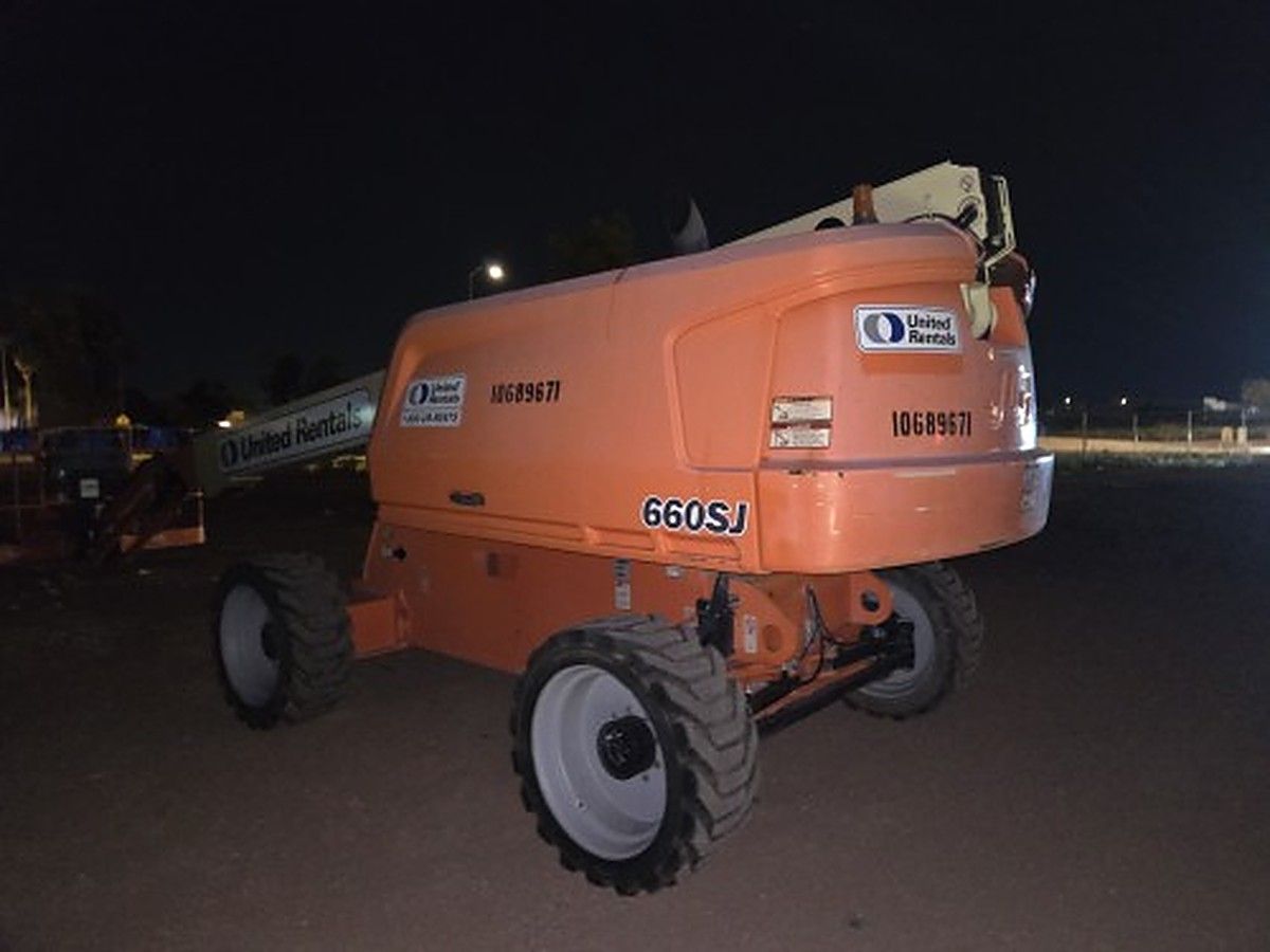 JLG 660SJ photo 12
