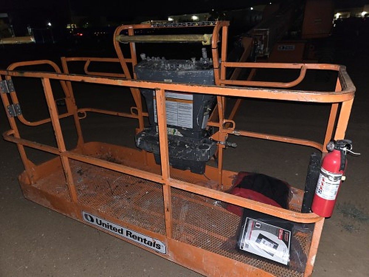 JLG 660SJ photo 8