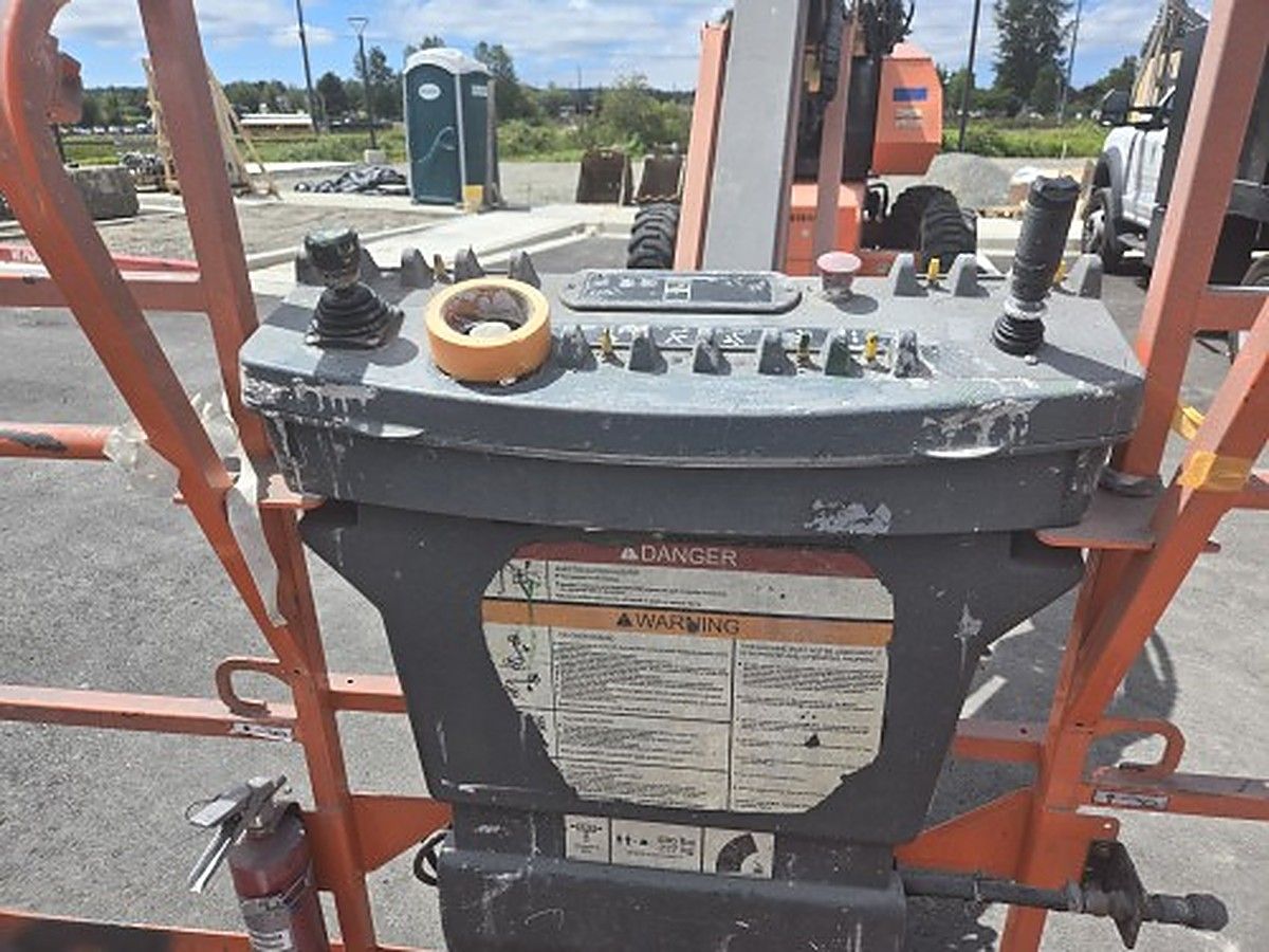 JLG 660SJ photo 10