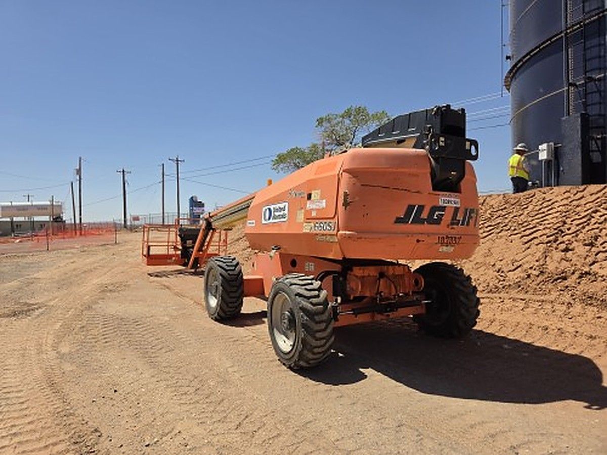 JLG 660SJ photo 4