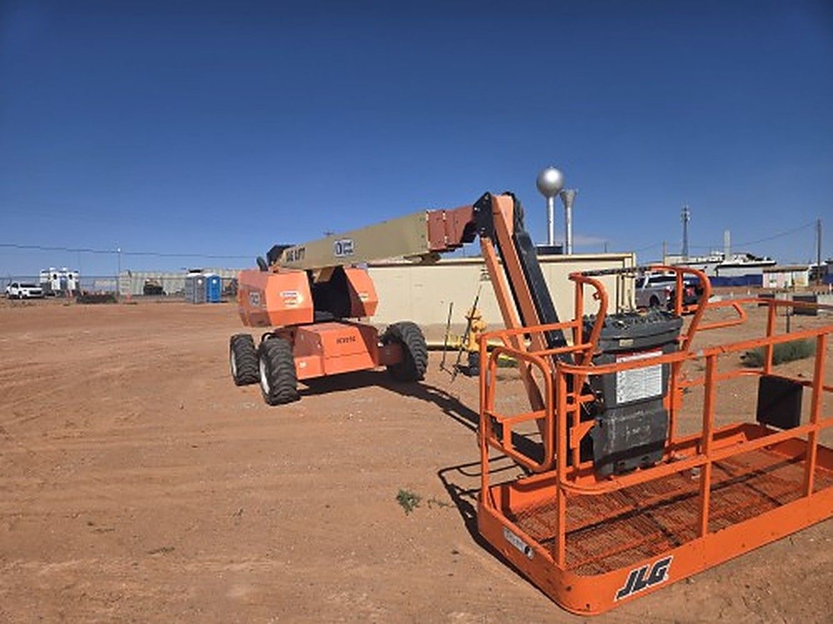 JLG 660SJ photo 9
