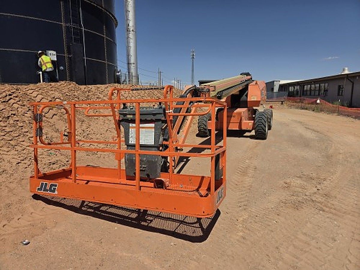 JLG 660SJ photo 10