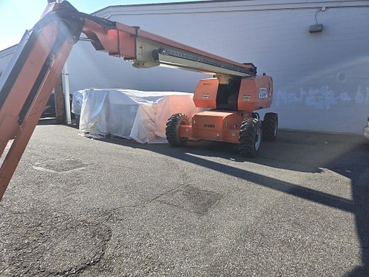 2017 JLG 660SJ for sale in Las Vegas, NV