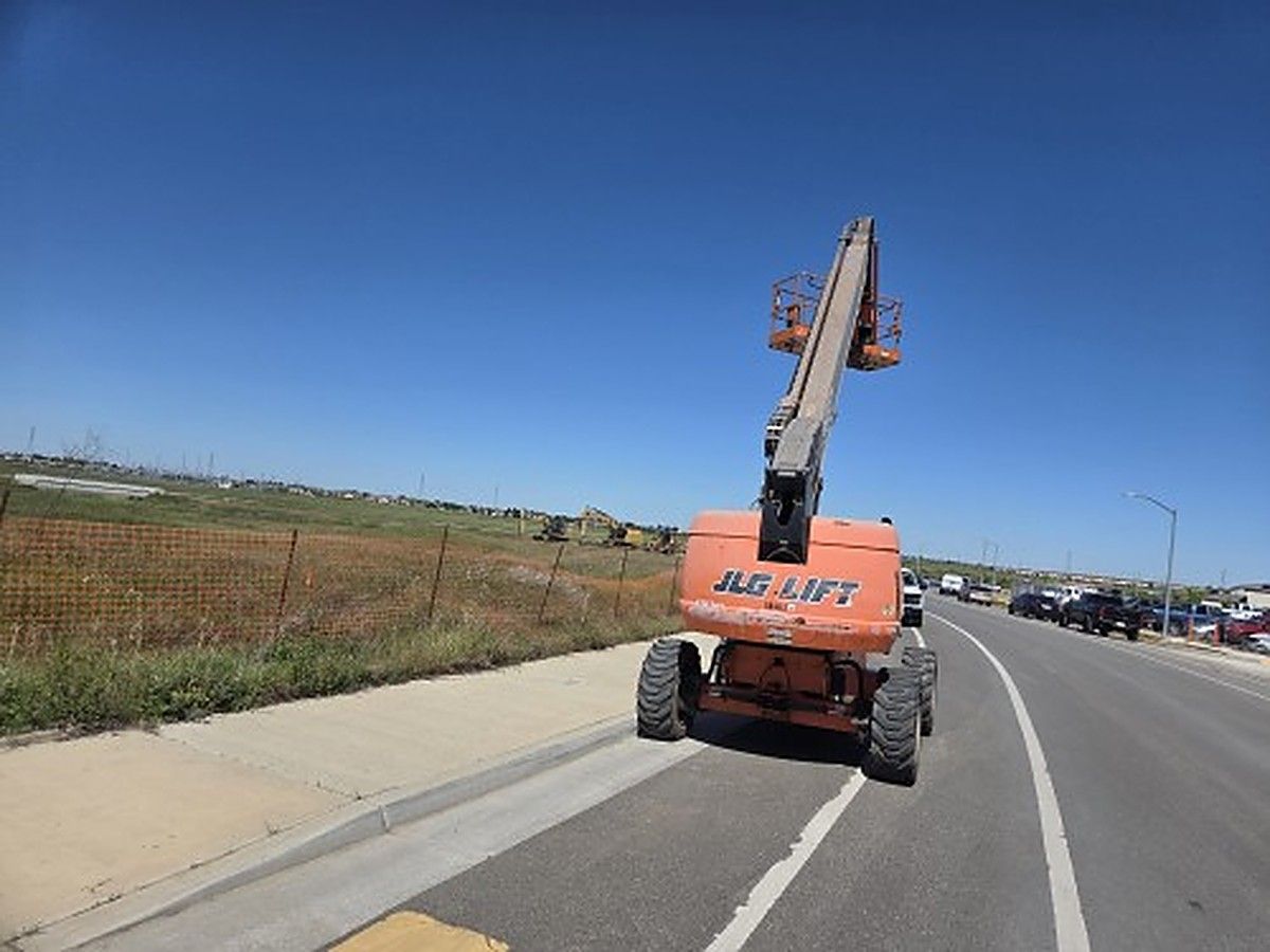 JLG 660SJ photo 9