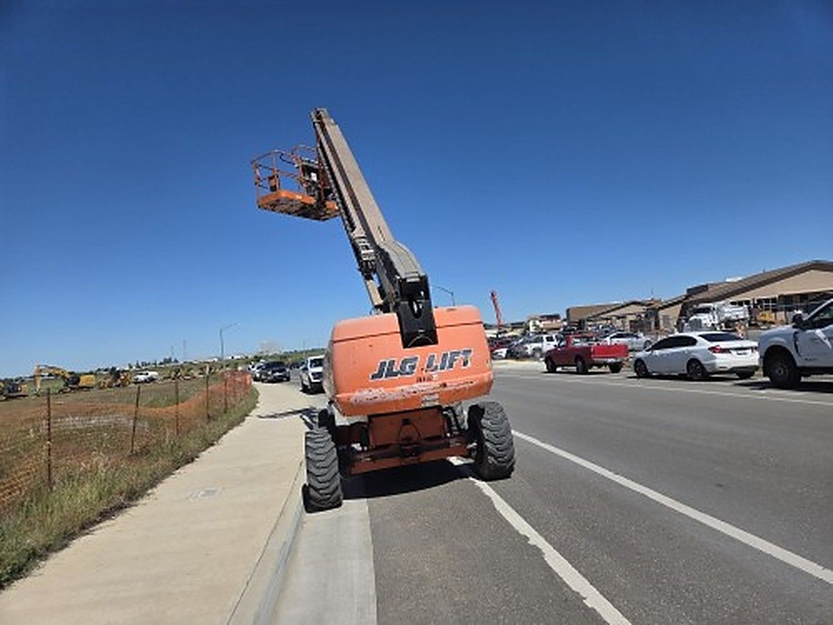 JLG 660SJ photo 10
