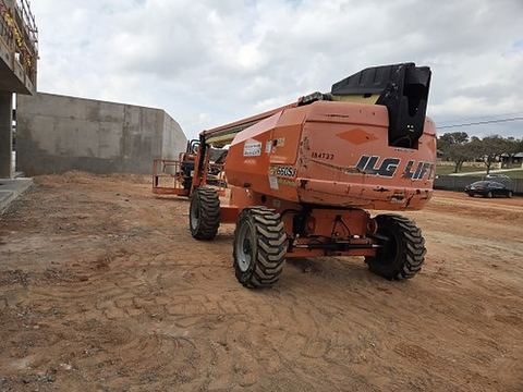 2017 JLG 660SJ for sale