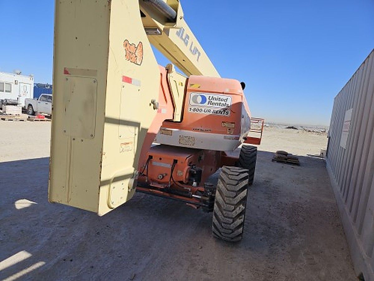 JLG 800AJ photo 2