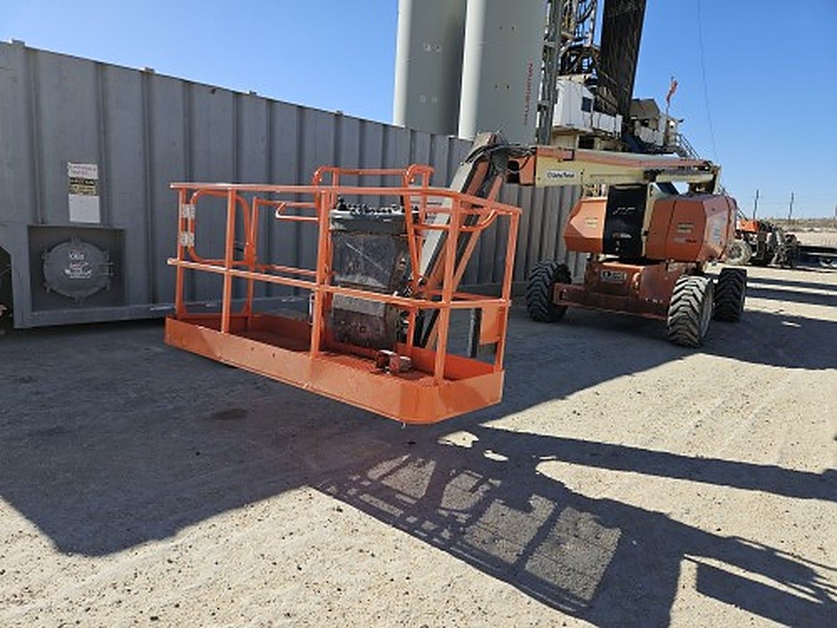 JLG 800AJ photo 4