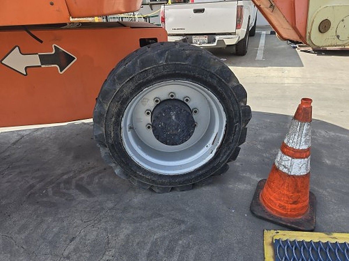 JLG 800AJ photo 6