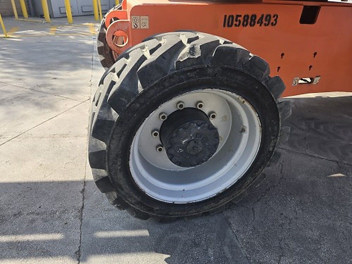 JLG 800AJ photo 7
