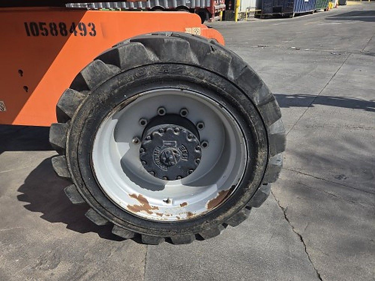 JLG 800AJ photo 8