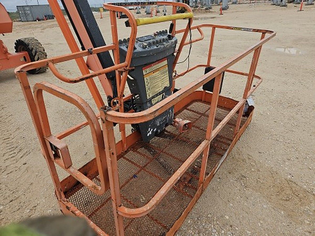 JLG 800AJ photo 5