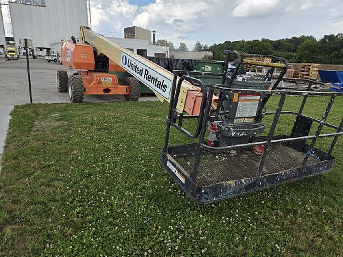 JLG 800S photo 6