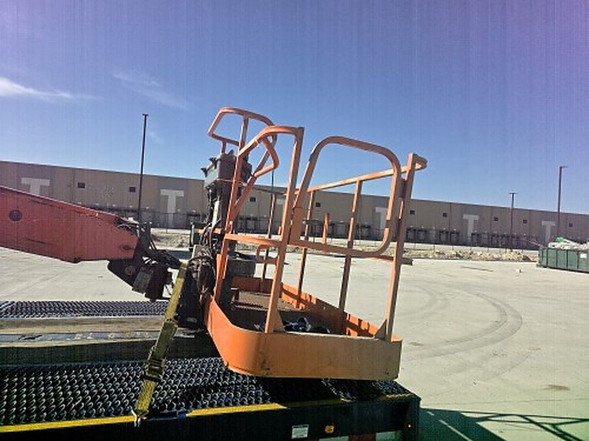 JLG 800S photo 5