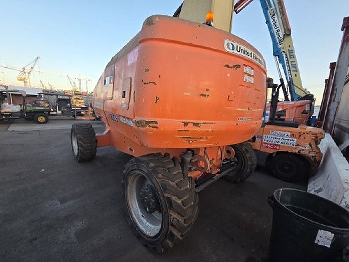 JLG 800S photo 2